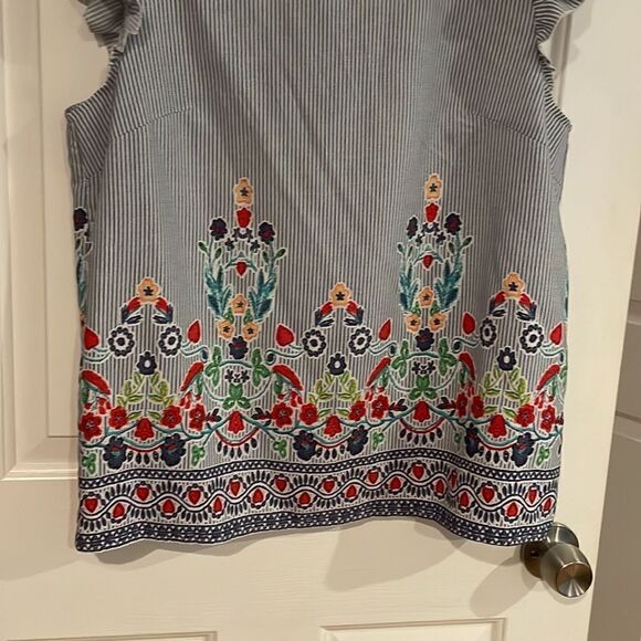 Emery Rose XL Polyester top 🌻 - Picture 4 of 6